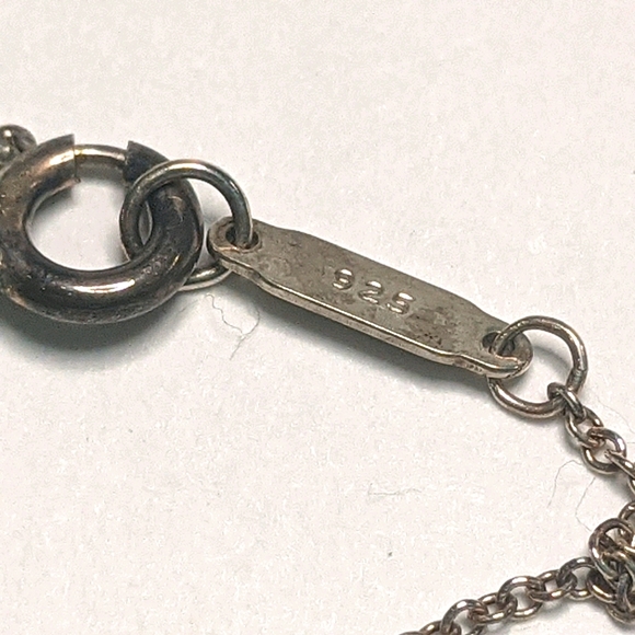 Tiffany and Co Return to Tiffany Heart Necklace - Picture 3 of 4